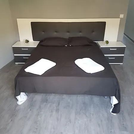 מלון Entrevias - And